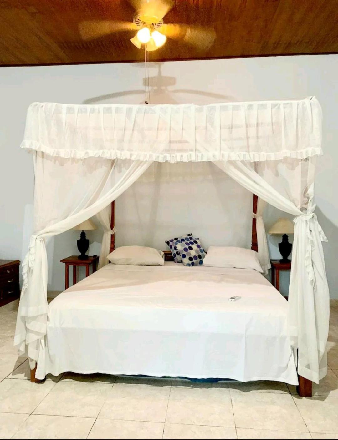 Bahari Beach Amed Zimmer foto